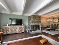 Spacious 3 level townhouse just minutes from the base of Stratton Mountain!