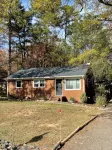 Charming 3-bedroom house in lovely Durham with WiFi, AC