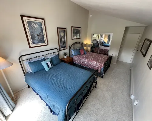 Book for Summer Now..   on the Waters Edge, Unbeatable Views! Hotels in Plumas Eureka