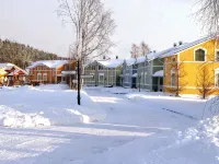 Ladozhskaya Usad'ba Hotel - parking