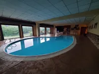 Cozy Ski Condo next to MT Snow with Mountain Views