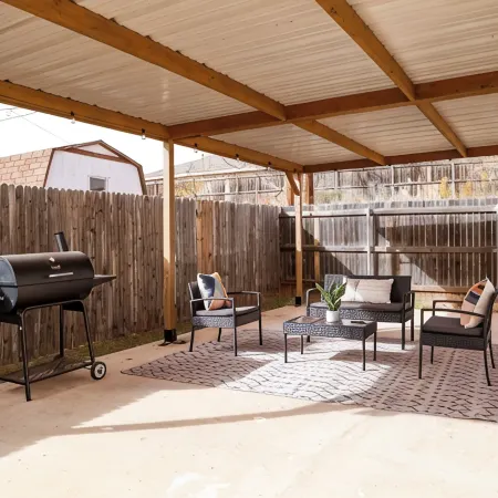Diego's Retreat-Charming 2BR Home Near I-20