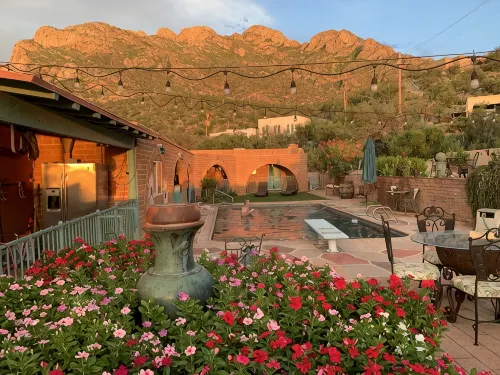Entire Mountain View Guesthouse Hosted by Karen.  New Pickleball Ct on Property.