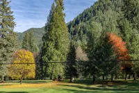 Mt Hood Escape, 3 Bedroom, 2 Bath, Plus Loft, Sleeps 10, Hot Tub