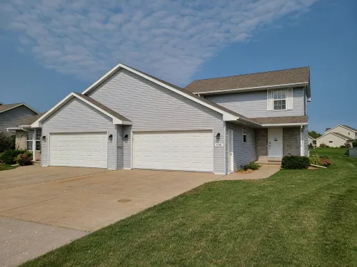 Your Green Bay Home Base.  Near I-43<Lambeau Field & Door County. - 4-Star