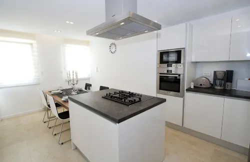 Luxury Apartment Split with pool - 5-Star