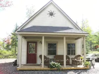 Quiet guest cottage-private setting!  Hiking, boating, swimming, wildlife near. - Wifi