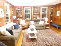 Historic Rectory Retreat in Stockbridge – Getaway for 8-12 Guests - 4-Star