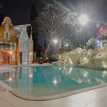 Omah Londo Luxury Resort