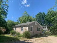 Modern Cape Cod Cottage Close to Everything - outdoor shower! - 3-Star