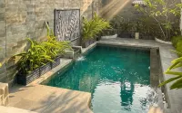 DSadin Villa with Private Pool -  Ferienhäuser