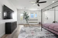 6 BDR Modern Home w/River & Beach Access!