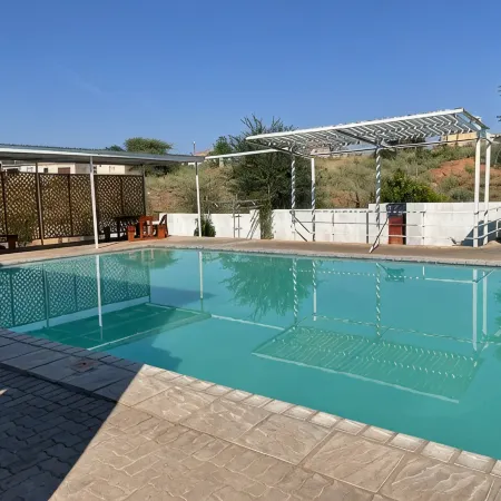 Shakwaneng Lodge