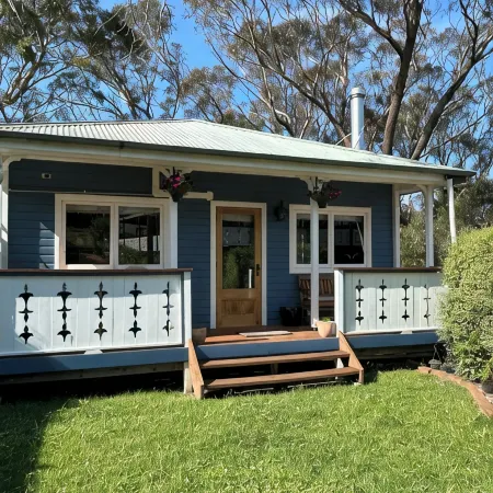 Nellie’s Cottage - delightful boutique mountains cottage