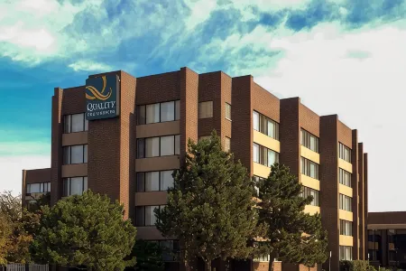 Quality Inn & Suites Orland Park - Chicago