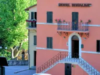 Hotel Rosalba Отели рядом с достопримечательностью «Улица Вануччи»