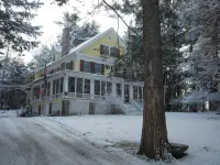 Brookview Manor Inn