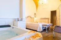 B&B Luxury Palazzo Aurora - Bed and breakfasts