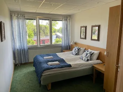 Lungsunds hotell & camping Hoteles en 