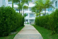 Oasis Retreat | Sleeps 4 | Free Airport Transfer