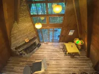 Beautiful Ski Chalet with Sauna near Harbor Springs - Wifi