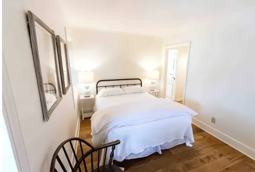 Historical Hotel, Main Street Blowing Rock - 4-Star