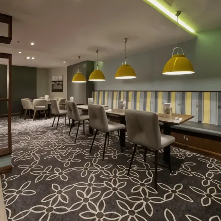Premier Inn London Farringdon (Smithfield) hotel Отели рядом с достопримечательностью «Улица Флит-стрит»