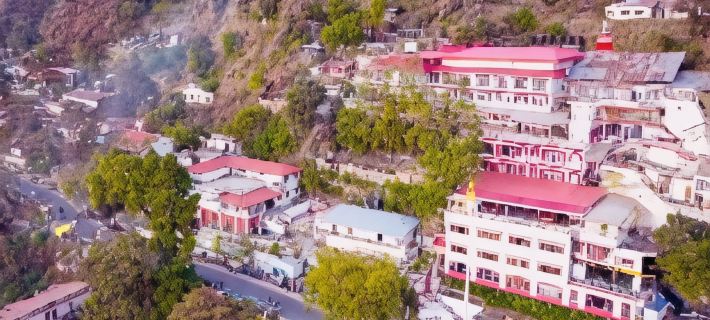 Calux Hill Queen at Mall Road with Parking - Formerly Amara Hotels in Mussoorie