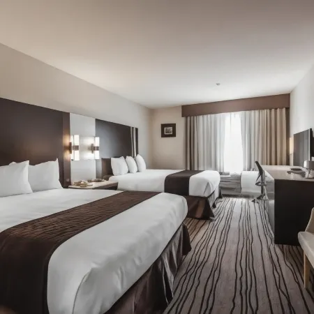 Comfort Hotel Vancouver Airport