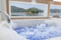 Tongyoung Martis Beach Pension - spa