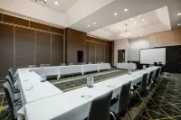 Holiday Inn & Suites ALBUQUERQUE AIRPORT by IHG