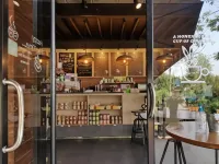Papa's Home and Rabbit Café