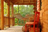 Private Log Cabin with Hot Tub and Mountain Views on 14 Acres, Pet Friendly! - Boutique