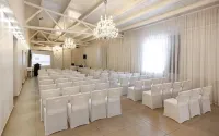 Avrora Hotel - Pet friendly