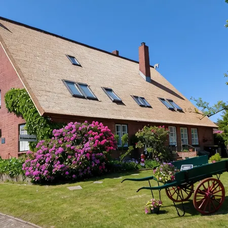 Apartment in the Comfort of a Thatched Old Farmhouse from 1746