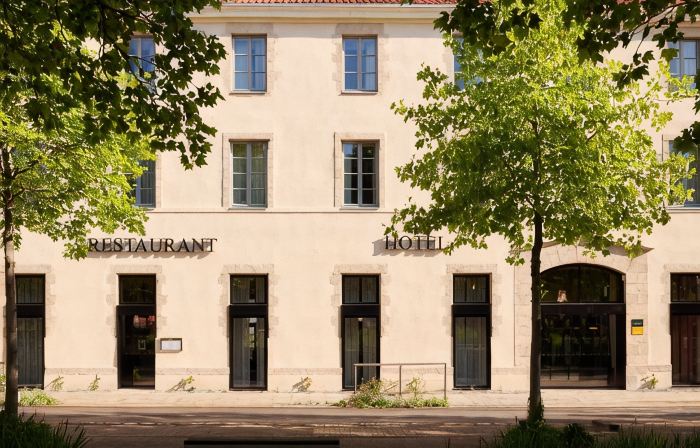 Square Lodge Hotel la Roche Sur Yon - Handwritten Collection