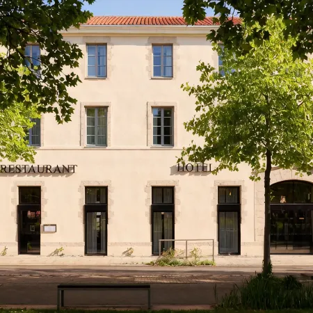 Square Lodge Hotel la Roche Sur Yon - Handwritten Collection