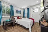 Modern Cottage near Hospital - บังกะโล