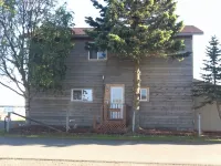 Old Town Kenai Bluff House, Breathtaking Views Hotels in Kenai