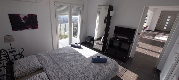 Modern Villa in Prime Location with Fantastic Views and Sunsets Ξενοδοχεία στην πόλη Denia