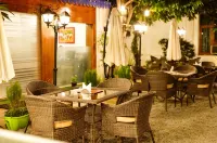 Gumaan Auberge - 2 ดาว