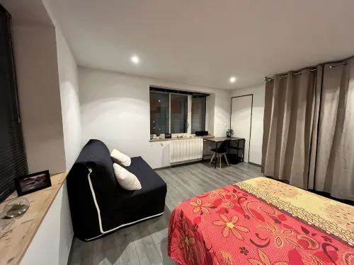 Apartment like a house 4 p 95 m2,3 bedrooms mountain view - outside access - 2 étoiles