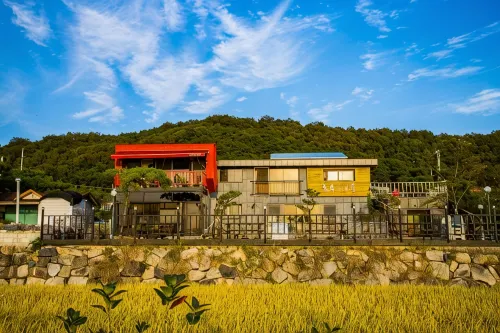 Nonsan Lake and Noeul Pension (Family, Group) - 3-Star