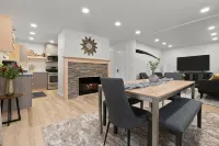 Modern, Spotless Anchorage Retreat • Walkable, Quiet, and Perfect for Families - 4 estrellas