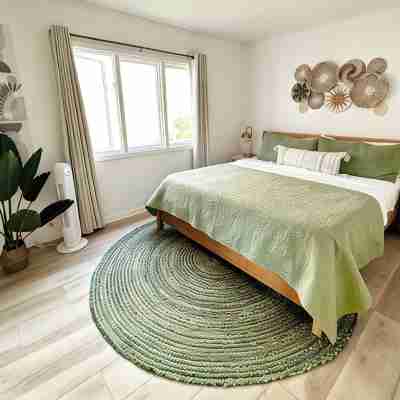 Catalina Dreamin' // Your Ultimate Island Getaway! // Remodeled 3 Bed + 2.5 Bath Rooms