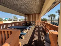 Breathtaking, Spacious, Beachfront, Large Balcony, Free Beach Service, Kid Pool - Beach resorts