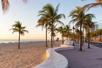 Waterfront, 7s Hot Tub, 5 Min to Sawgrass Mall - Biggest Outlet Mall in US - Villaer