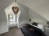 Enviable downtown Wanaka location. Room for  up to 9 guests - Gym