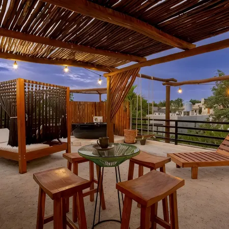 Villa/Boutique 4 BDR VIP Concierge/Chef in la Veleta Tulum