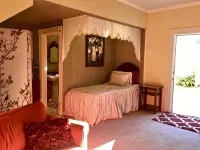 Shaw House Inn